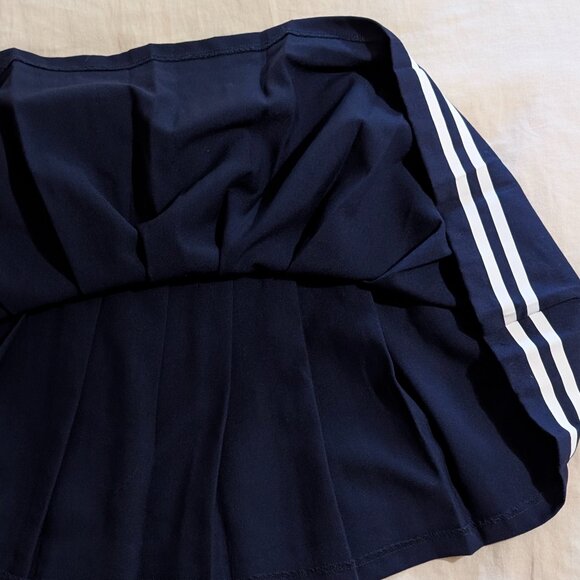 H&M Divided School Girl Skirt Small - Picture 9 of 9